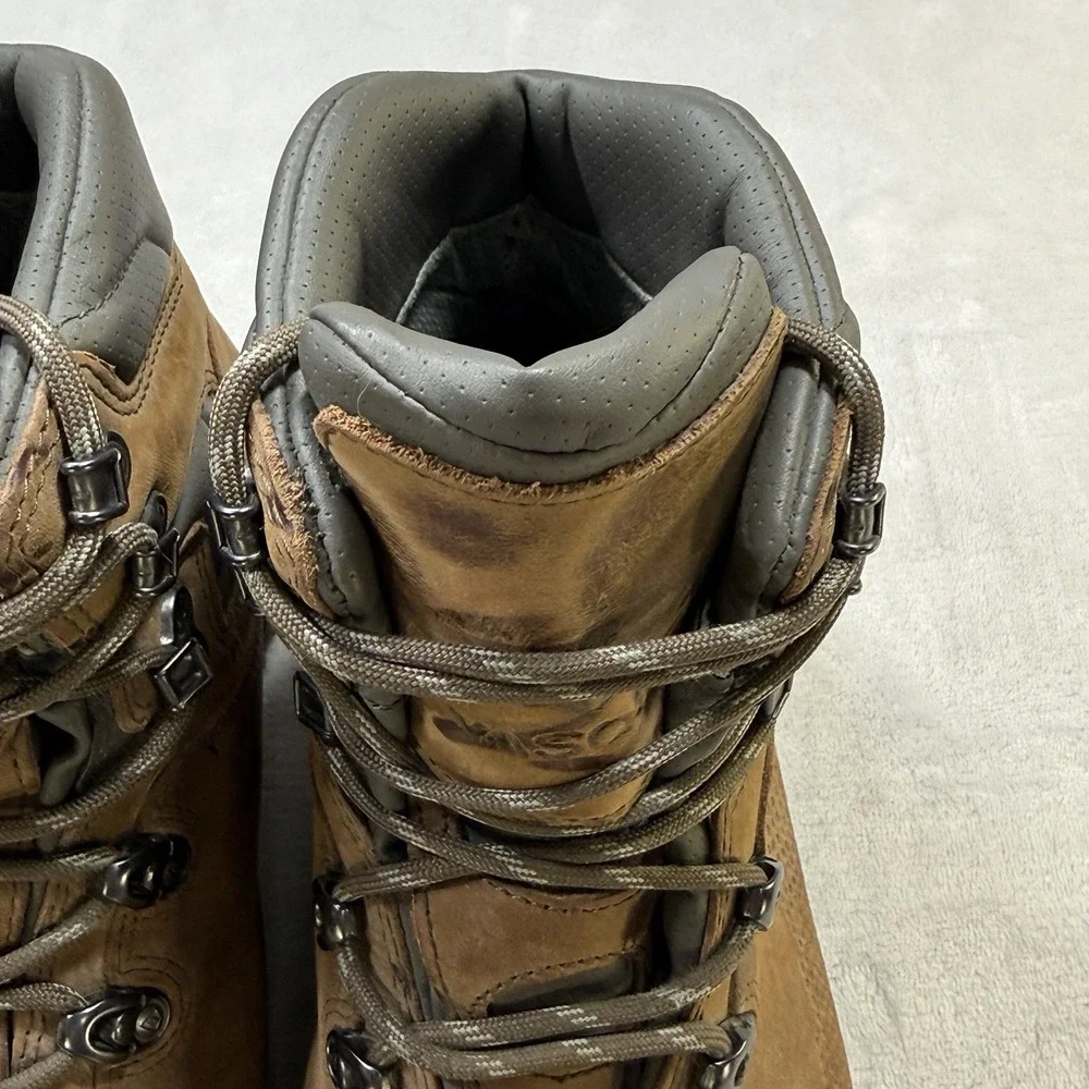 Vasque St. Elias GTX Gore-Tex Hiking Boots Men's 11 Brown Vibram Leather 7162M